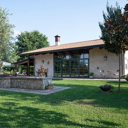 Villa Family Farm Soc. Agr. A R.L. Vairano Patenora Exterior foto